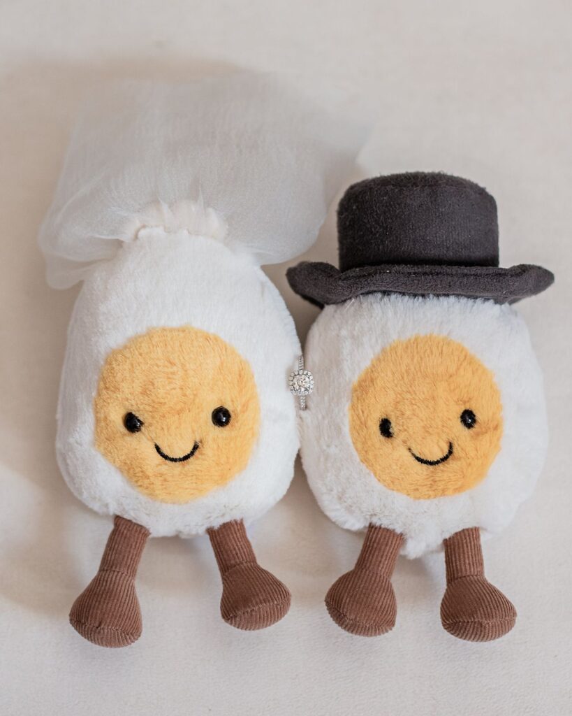 Jellycat Egg bride and groom plush with engagement ring