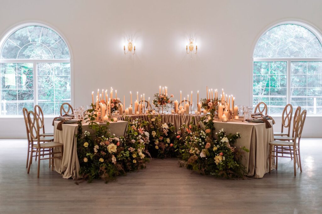 Curved wedding reception for pinterest wedding inspiration